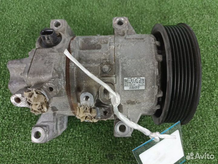 Компрессор кондиционера Toyota Isis ANM10G 1azfse