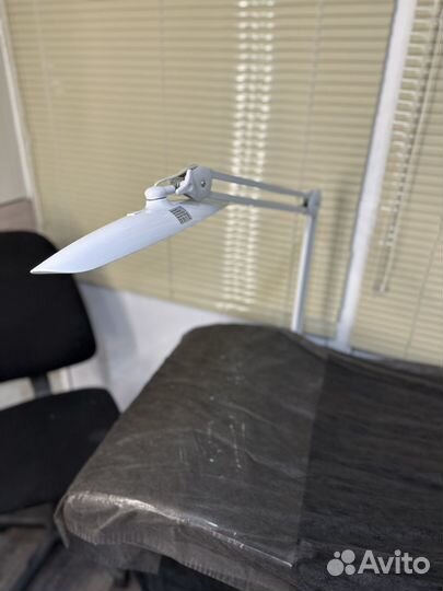 Лампа настольная светодиодная