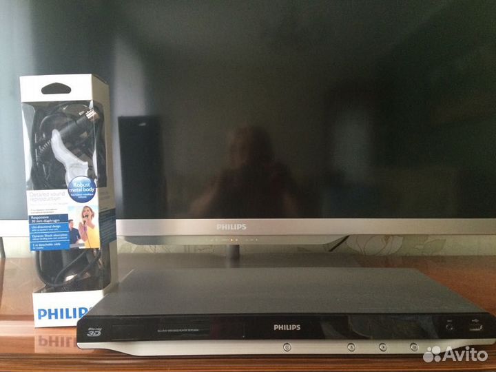 Микрофон и Караоке Philips Blu-Ray 3D disk/ DVDs p
