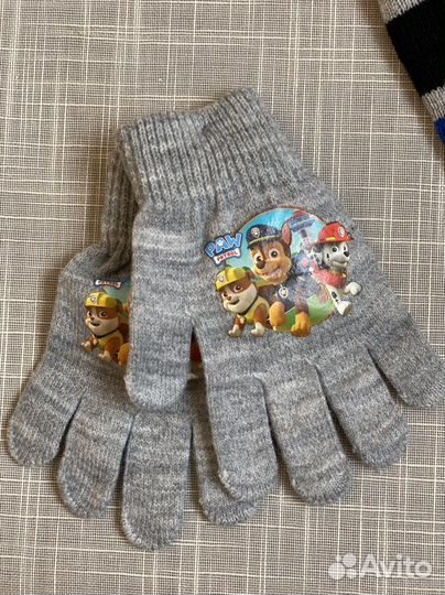 Шапка и перчатки детские