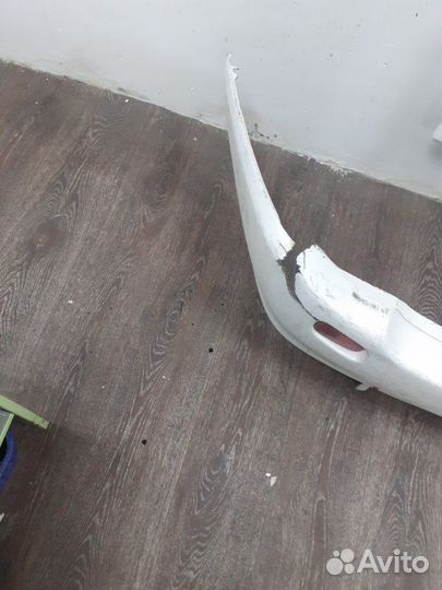 Бампер задний Toyota Ipsum