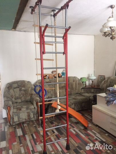 Шведская стенка с турником бу