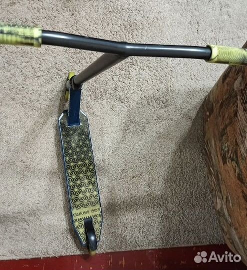 Трюковой самокат