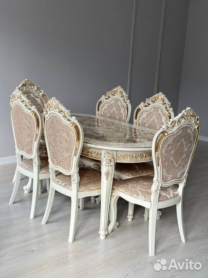 Стол и Стулья