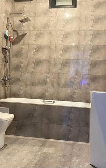 Дом 240 м² на участке 4 сот.