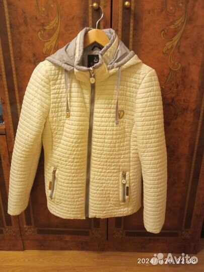 Куртка женская демисезонная