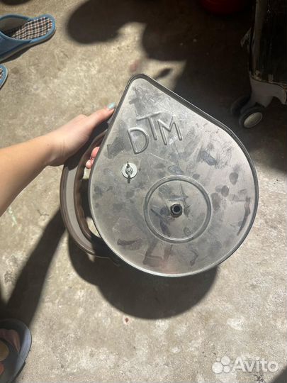 Устройство для нанисения шубы на стены