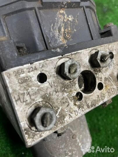 Блок ABS Mercedes Vito 2002