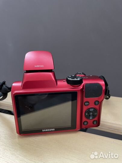 Фотоаппарат зеркальны Samsung WB100