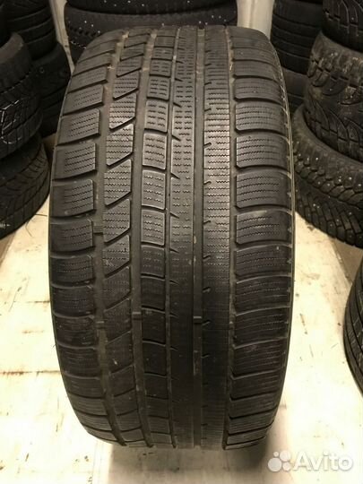 Hankook IceBear W300 275/40 R20 93P