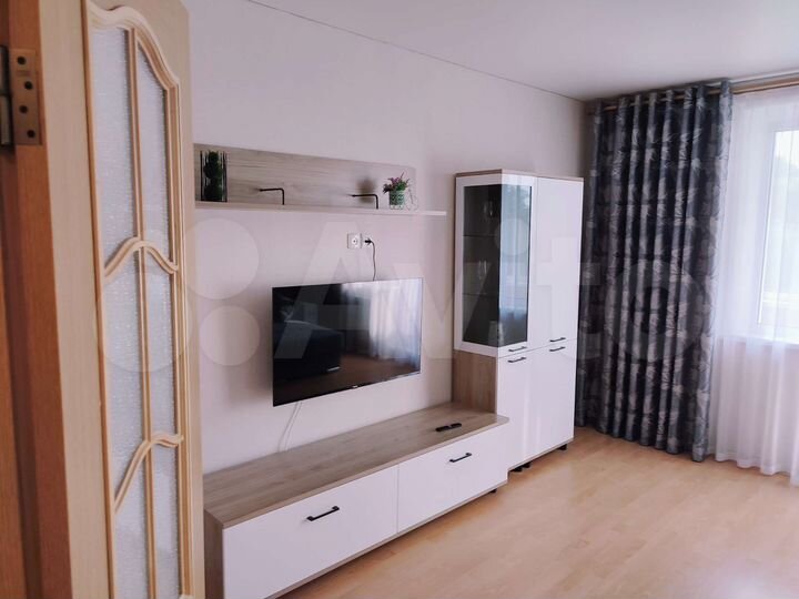 2-к. квартира, 53 м², 3/5 эт.