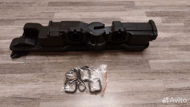 Клапаная крышка мембрана Opel Insignia 1.6 sidi