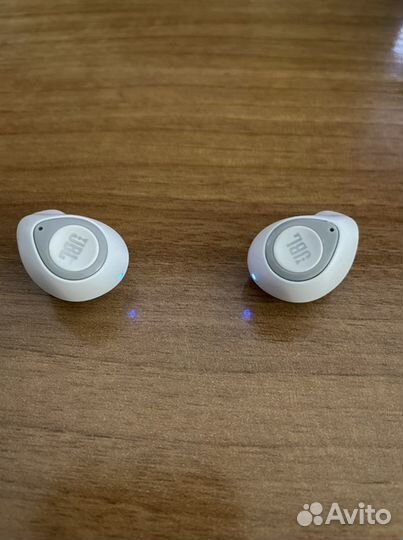 Наушник левый или правый jbl t100