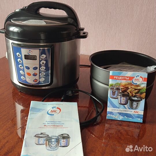 Мультиварка-скороварка ARC-DSB50-900F бу