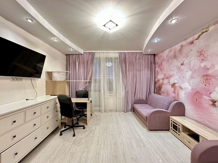 2-к. квартира, 67 м², 13/18 эт.