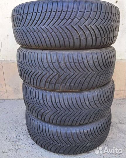 Kleber Quadraxer 2 205/55 R17 95V