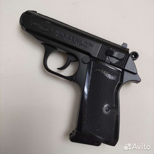 Зажигалка газовая 