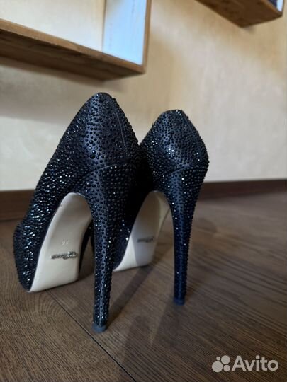 Туфли вечерние Vitacci 36