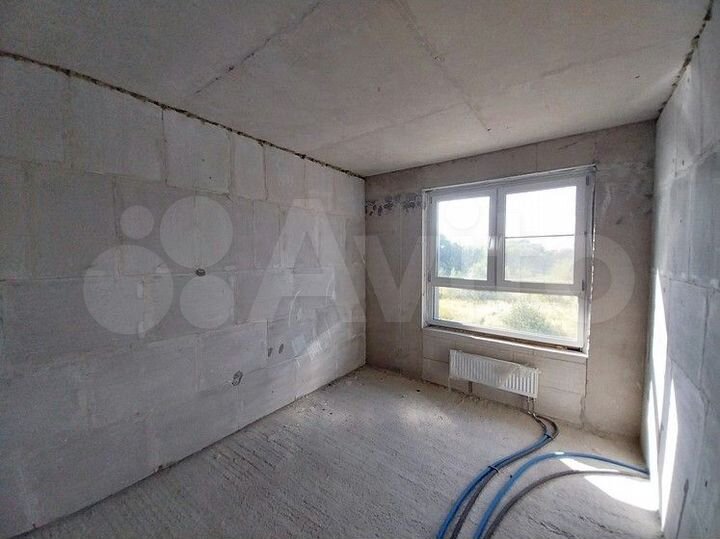 Доля в квартире-студии, 14,7 м², 2/12 эт.