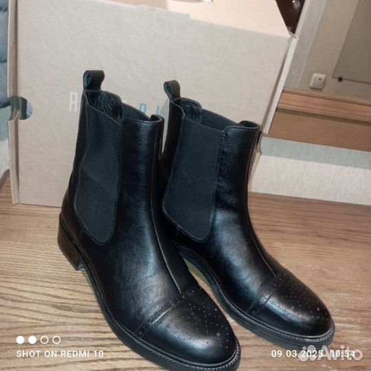 Ботинки женские