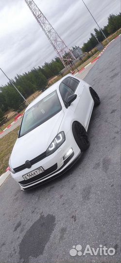 Triangle TR259 215/35 R19 204S