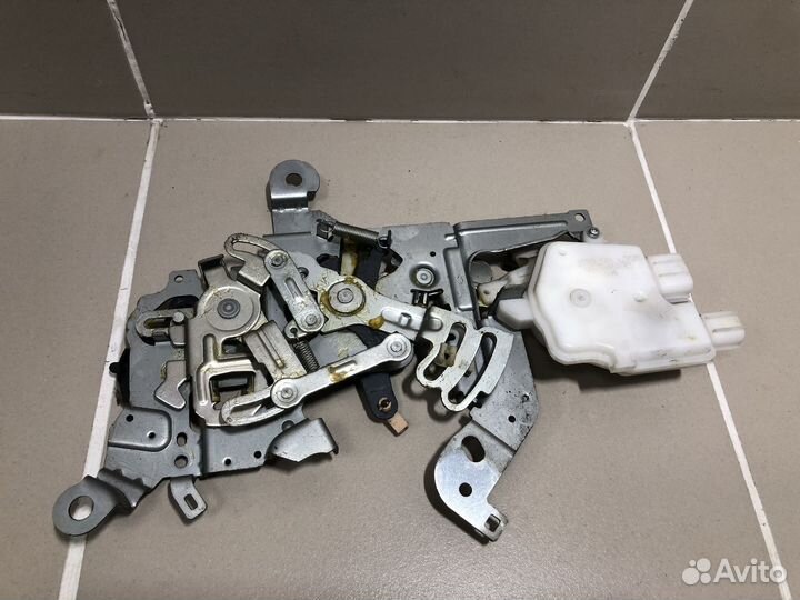 Замок двери левой сдвижной с активатором Mazda 5 2