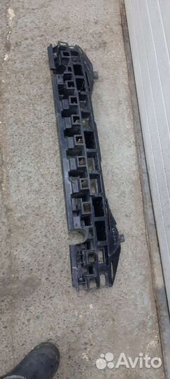 Hyundai solaris абсорбер переднего бампера