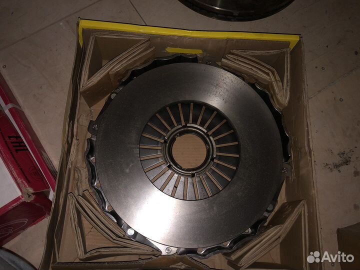 Корзина сцепления MAN 1430312100 LUK