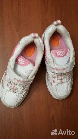 Кроссовки на роликах Heelys