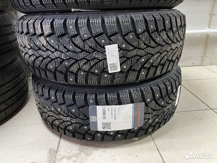 Pirelli Formula Ice 195/60 R15 88T