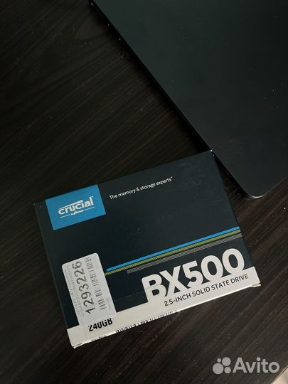 Жесткий диск: 240 гб 2.5