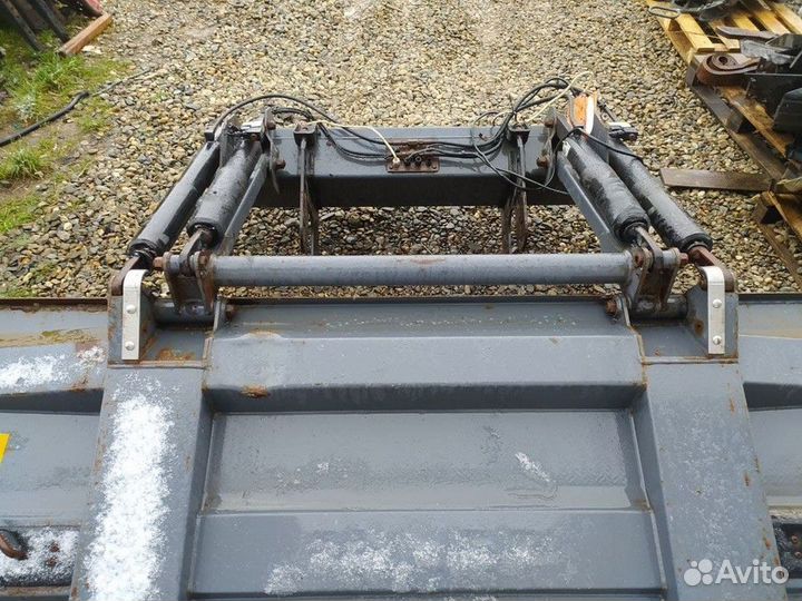 Гидроборт BZ 15-149 S Iveco Stralis