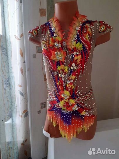 Купальник для художественной гимнастики