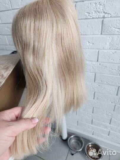 Парик из натуральных волос с имитацией кожи головы