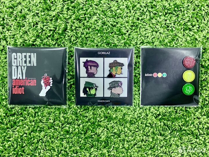 Металлические значки Little Pins