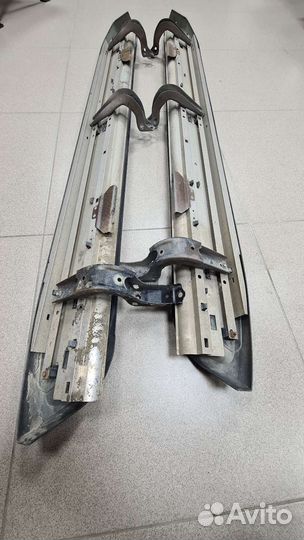 Продам пороги prado 120