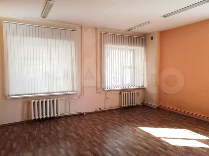 Офисы, от 18 до 60 м², гимнастический зал