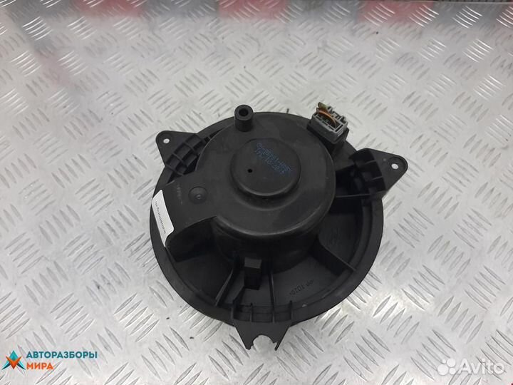 Моторчик печки Ford Focus рест. 2002 1111936