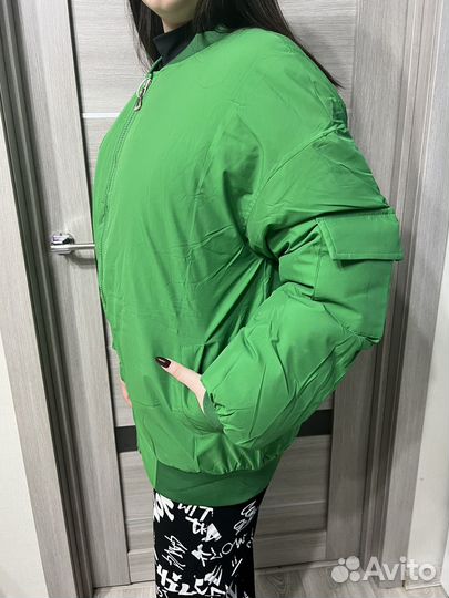 Куртка женская новая