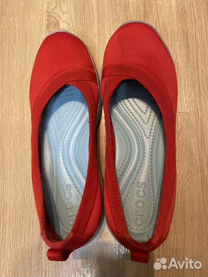 Балетки Crocs