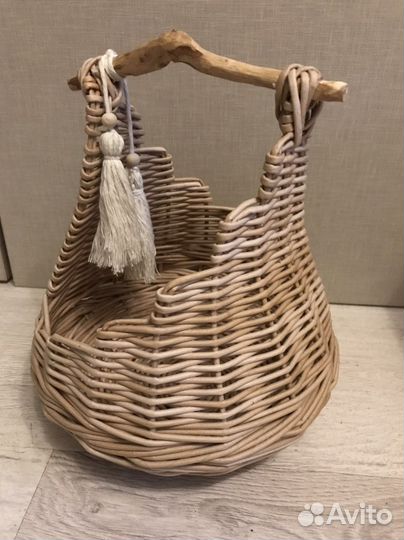 Плетеная корзинка