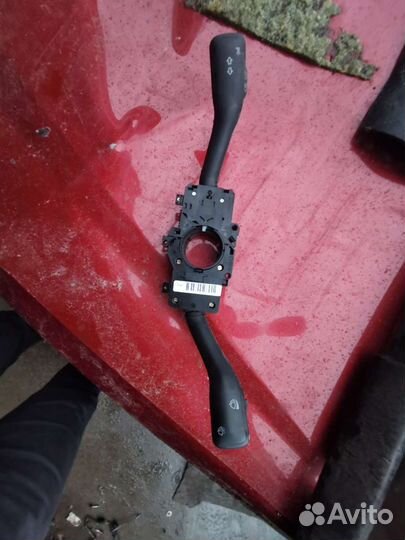 Подрулевой переключатель Шкода Октавия Тур А4