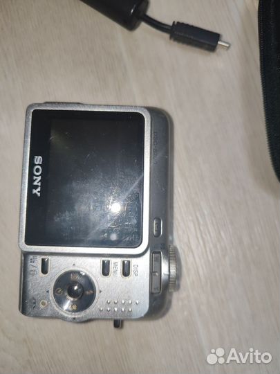 Цифровой фотоаппарат sony dsc s700