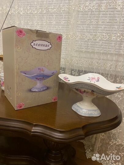 Фруктовница на ножке, новая