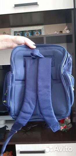 Школьный ранец облегчённый и вместительный