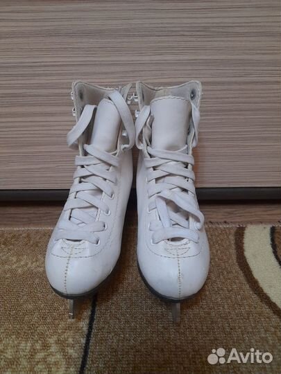 Коньки фигурные для девочки nordway Nicole. Р-р 30