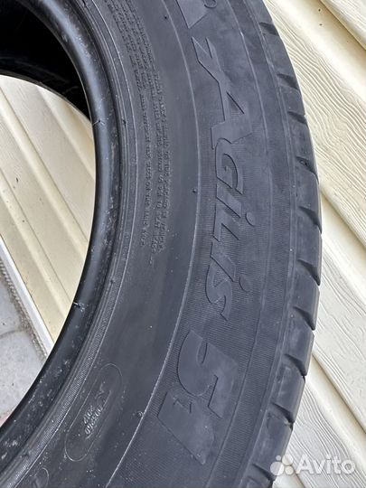 Michelin Agilis 51 215/65 R16C 106T