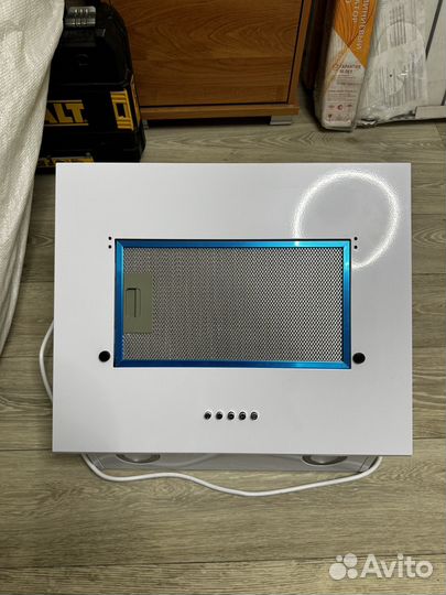 Кухонная вытяжка maunfeld Tower 50см белая