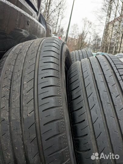 Yokohama BluEarth AE51 215/60 R16 99V