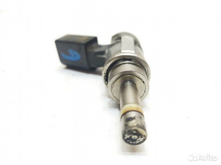 Форсунка топливная Audi A4 AUK 2009
